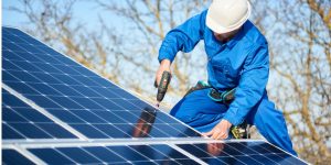 Installation Maintenance Panneaux Solaires Photovoltaïques à Chassey